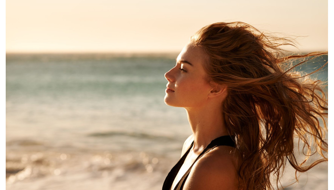 Les bienfaits de l'eau de mer sur les cheveux